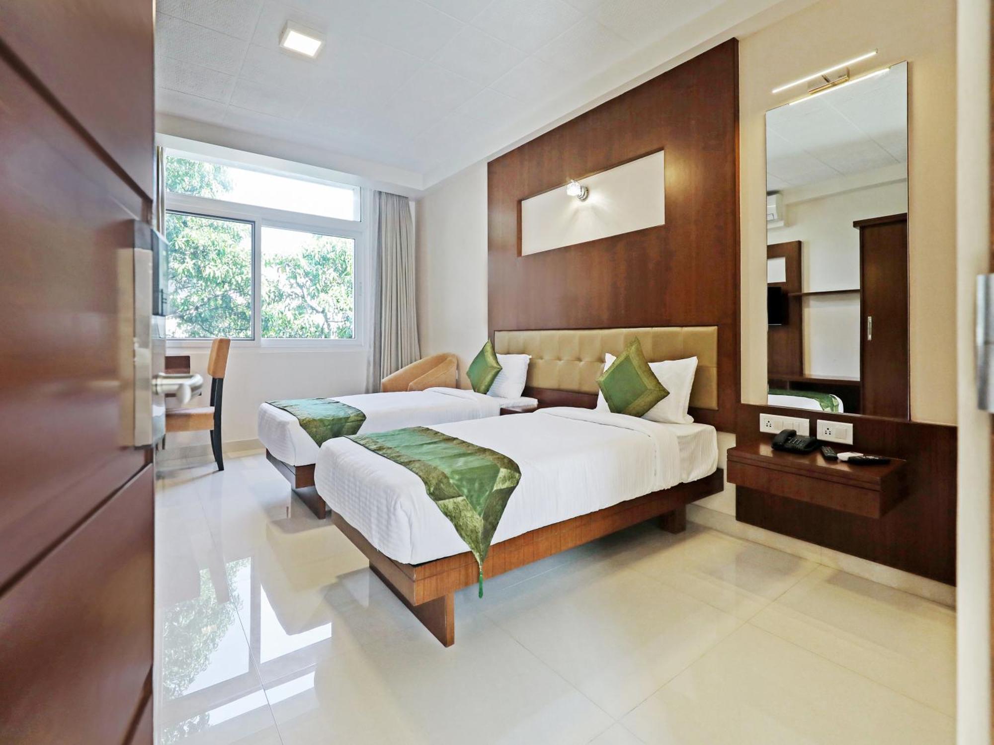 Treebo Akshaya Bull Temple Hotel Бангалор Екстериор снимка