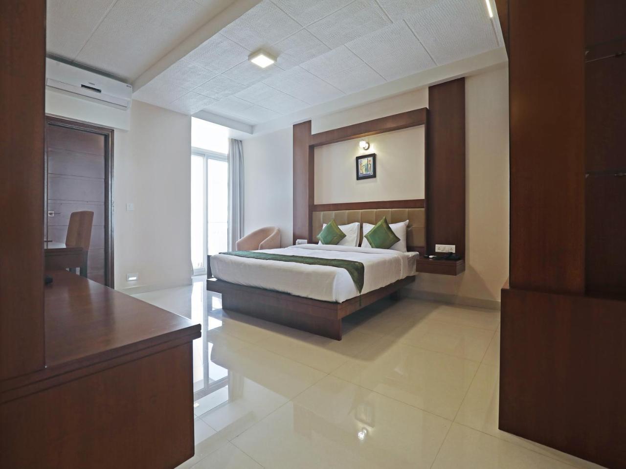 Treebo Akshaya Bull Temple Hotel Бангалор Екстериор снимка