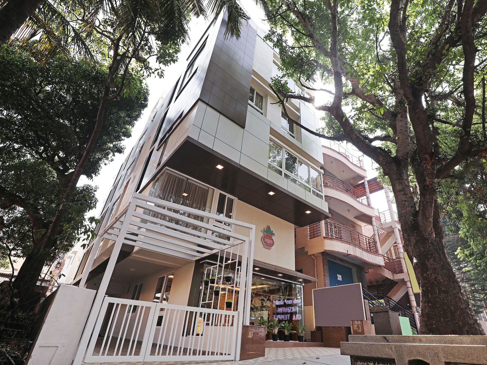 Treebo Akshaya Bull Temple Hotel Бангалор Екстериор снимка